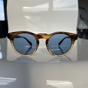 Oliver People’s Lewen Sunglasses. Zero Scratches